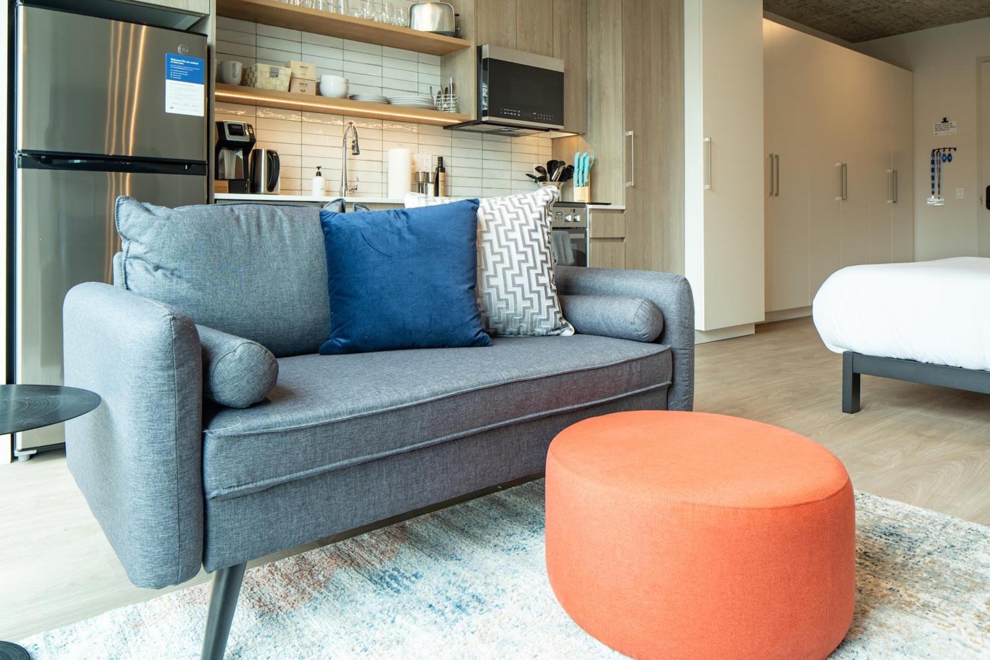 Kasa River North Chicago Room photo