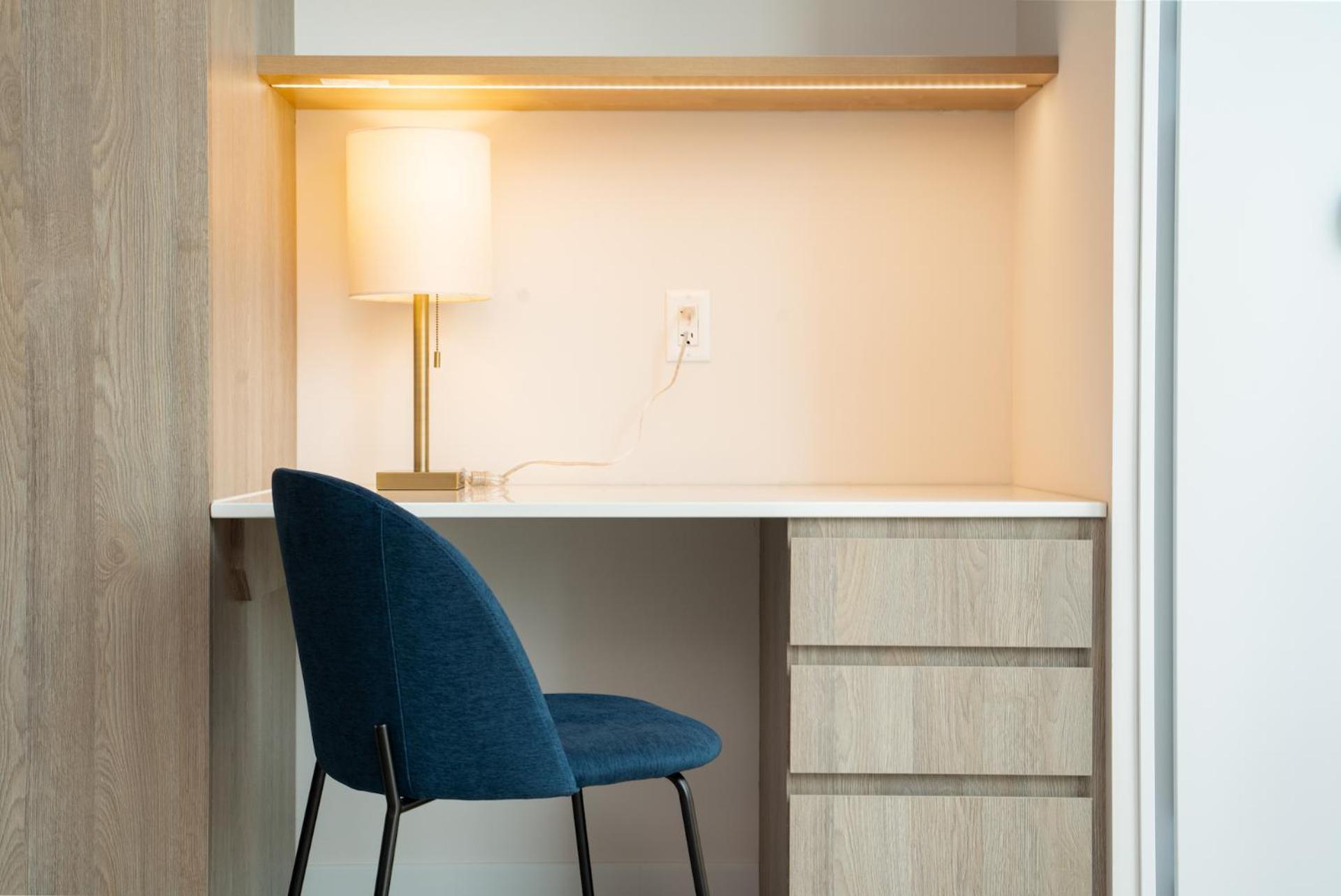 Kasa River North Chicago Room photo