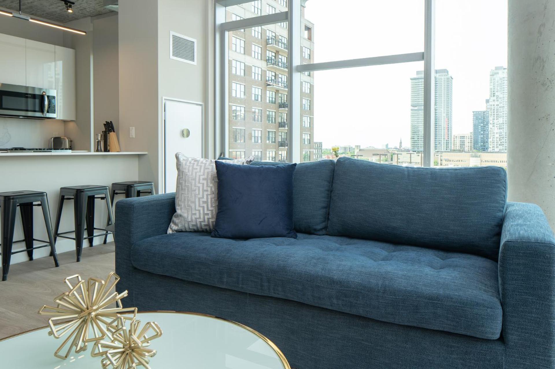 Kasa River North Chicago Room photo
